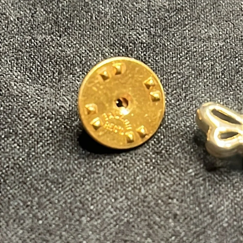 Vintage elegant gold
